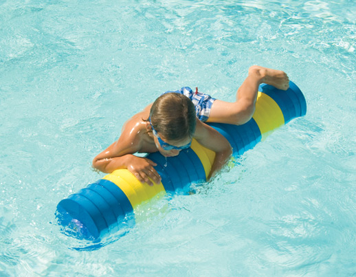 Jeu roul'eau en mousse pour la piscine